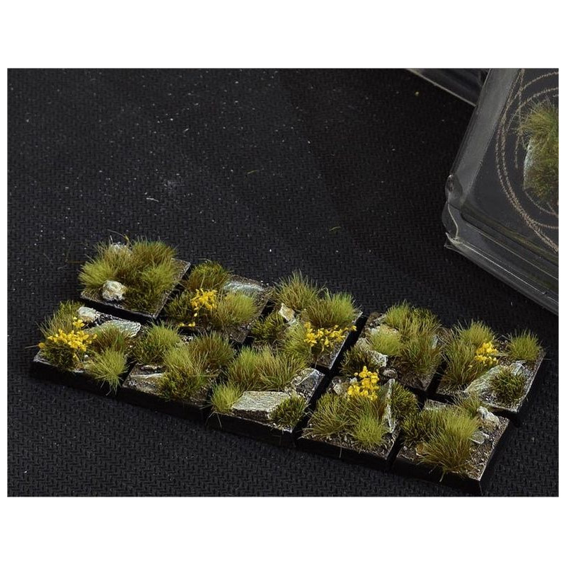 Highland Bases Square 20mm (x10)